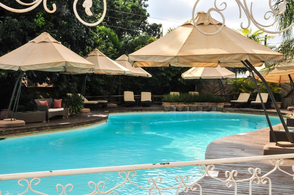 2Ten Hotel Sibasa Extérieur photo