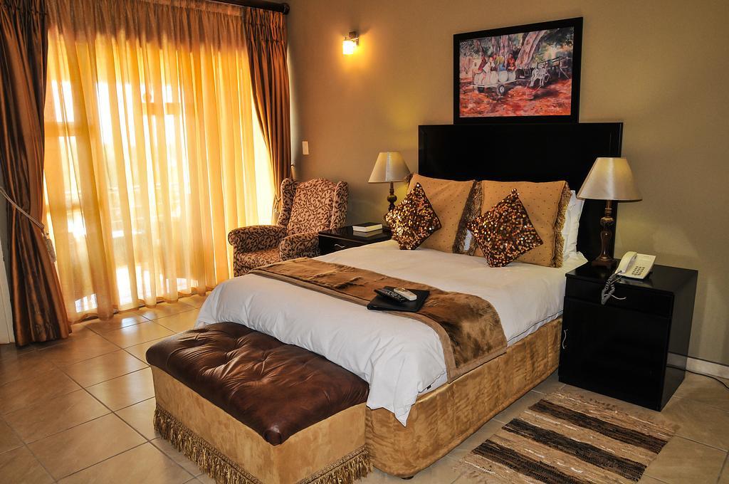 2Ten Hotel Sibasa Extérieur photo