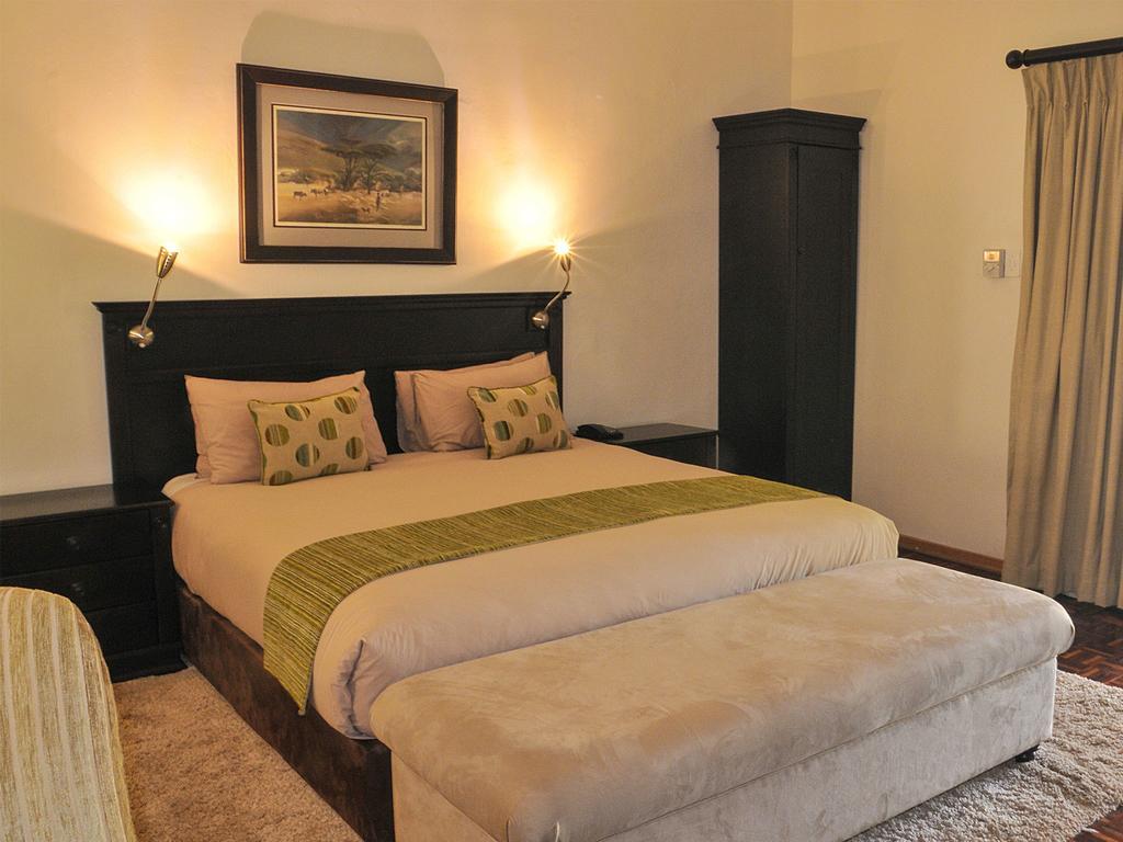 2Ten Hotel Sibasa Extérieur photo